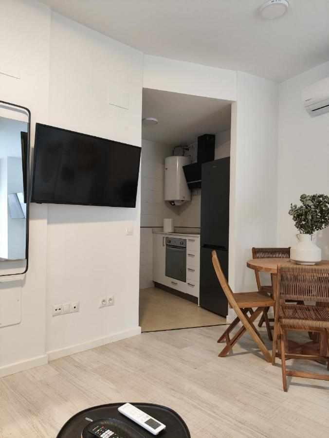Apartamento Dos Aceras Malaga Exterior photo